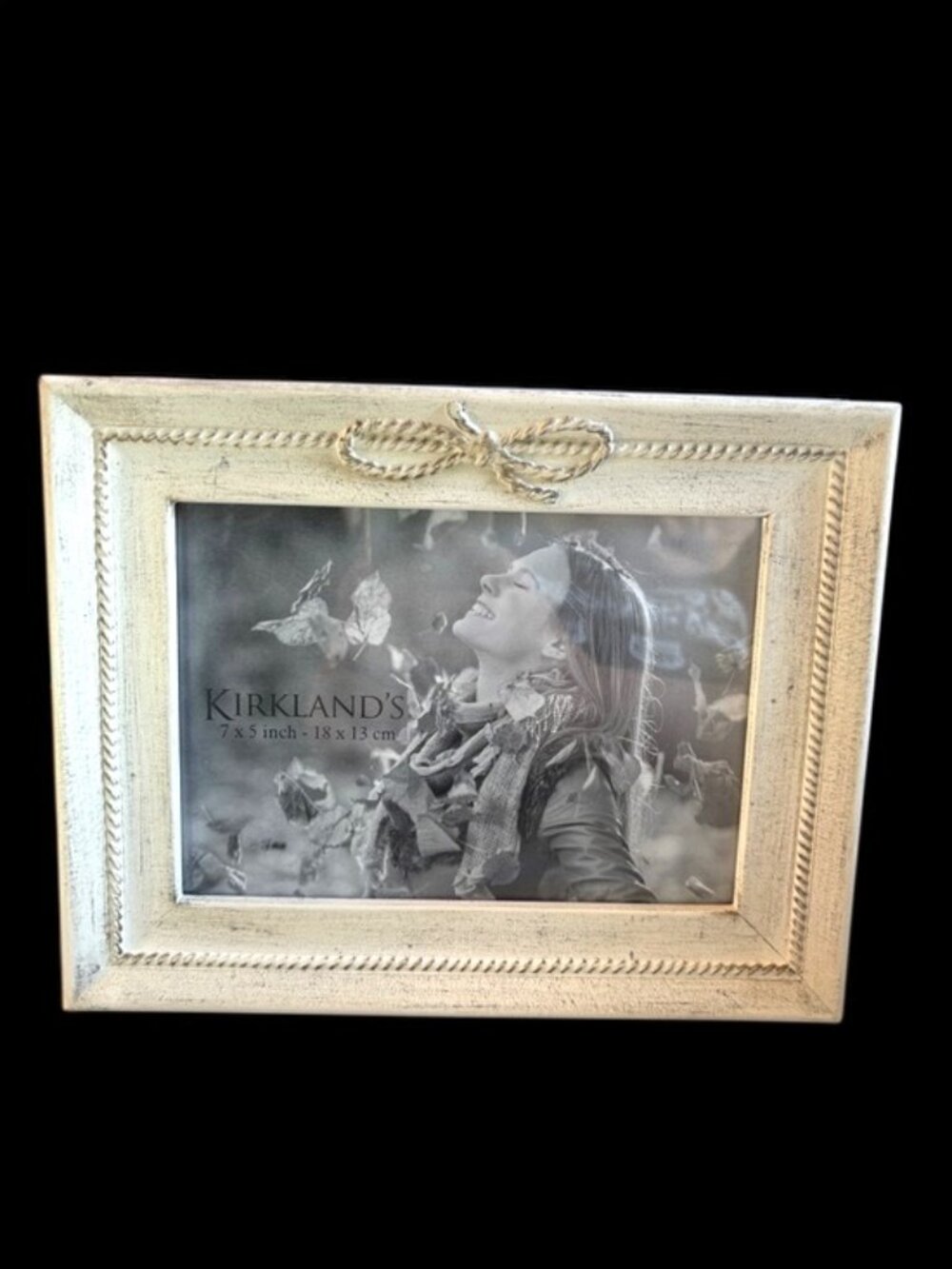 NWT-Kirklands Cream Distressed Rope-Trim Picture Frame